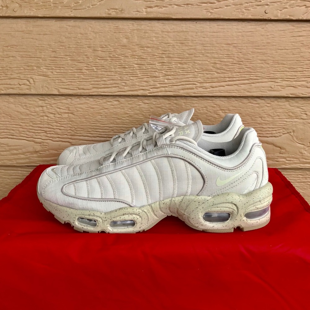 NIKE AIR MAX TAILWIND 4 SP 'SANDTRAP' BEIGE VOLT - Picture 2 of 11